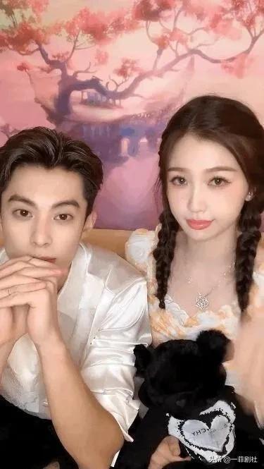 娱乐圈吃瓜爆料女星小说,揭秘那些年我们吃过的瓜，女星背后的故事